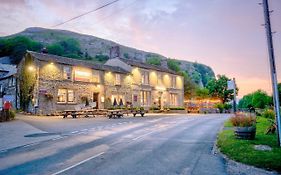 Tennants Arms 3*